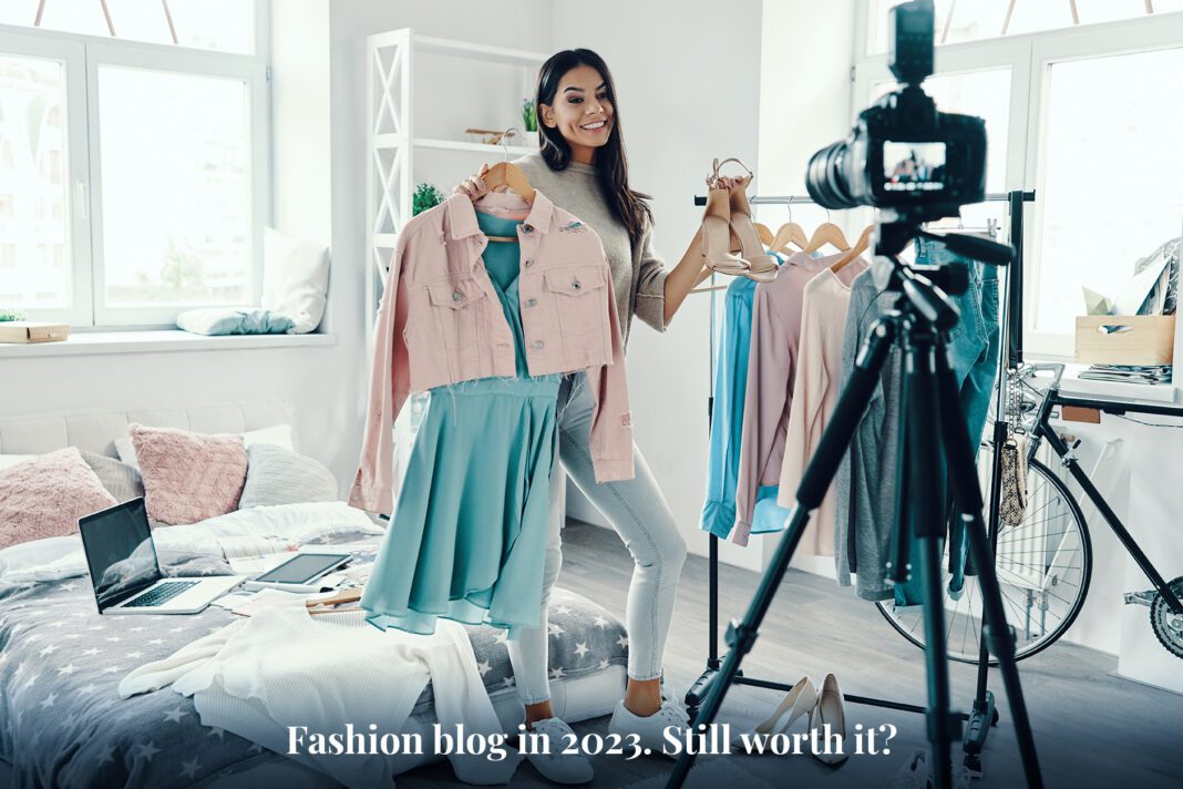 fashion blogging in 2023